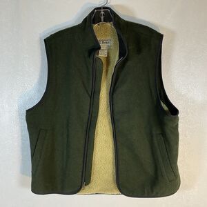 LL Bean Mens sz M Green Wool Blend Vest